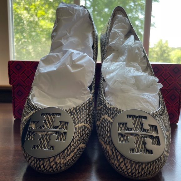 Tory Burch Style # 11158609 - Picture 4 of 5